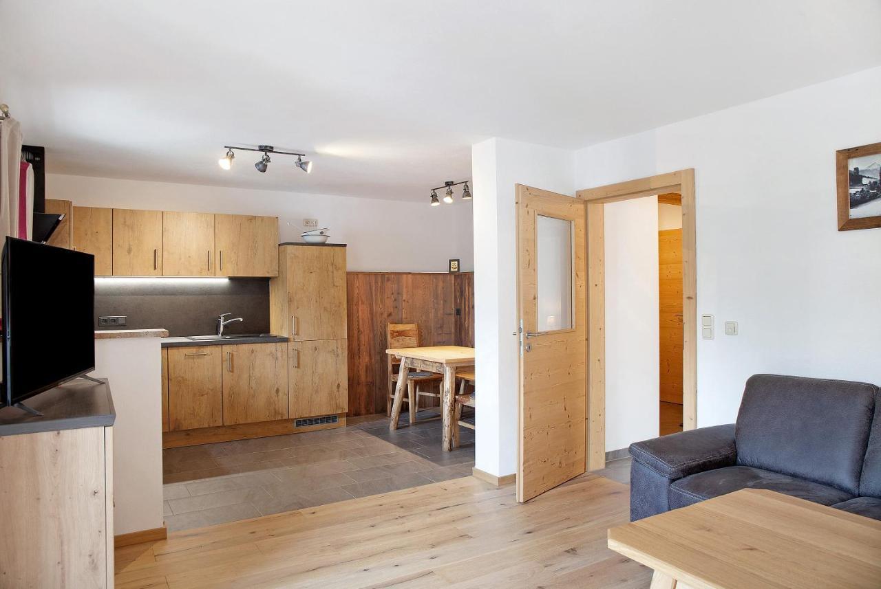 Dreitorspitz Apartment การ์มิช-พาร์เทนเคียร์เชน ภายนอก รูปภาพ