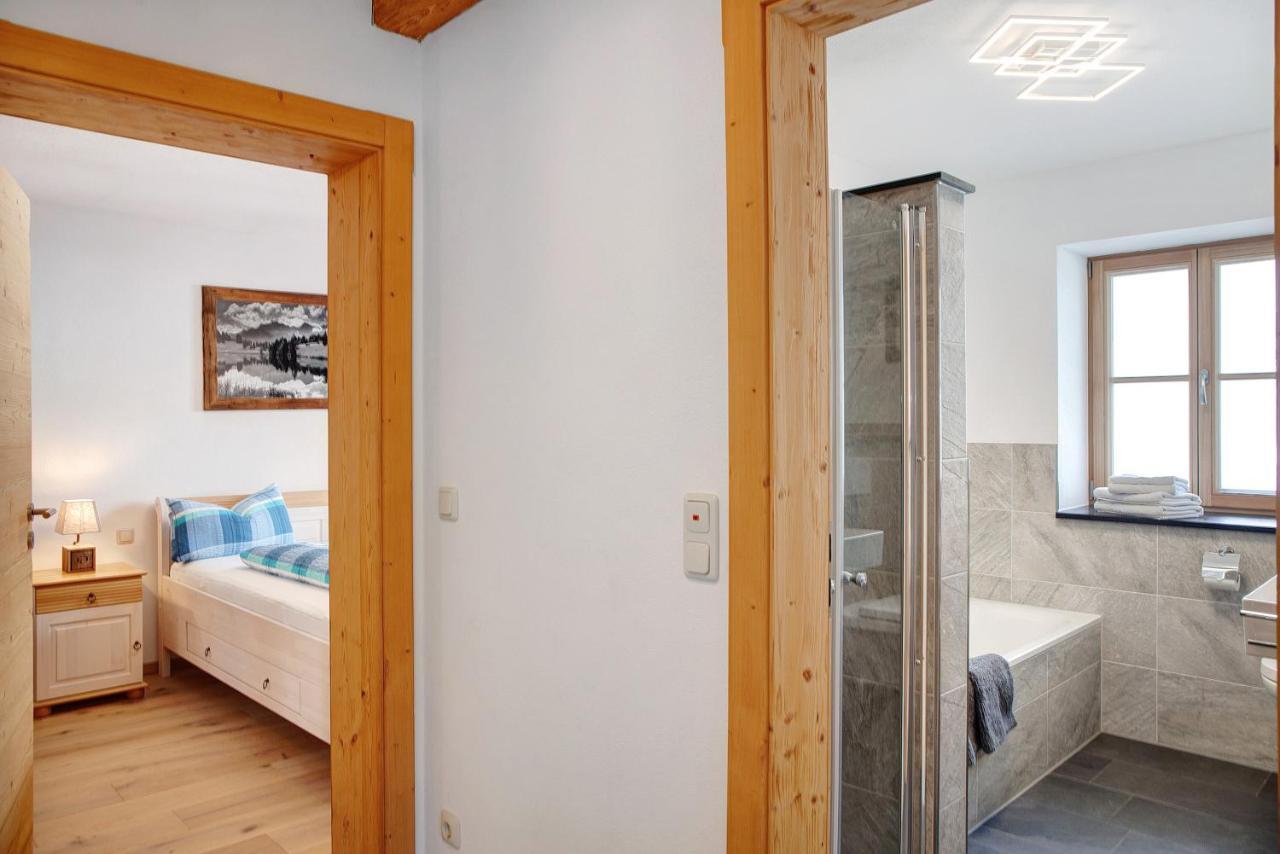 Dreitorspitz Apartment การ์มิช-พาร์เทนเคียร์เชน ภายนอก รูปภาพ